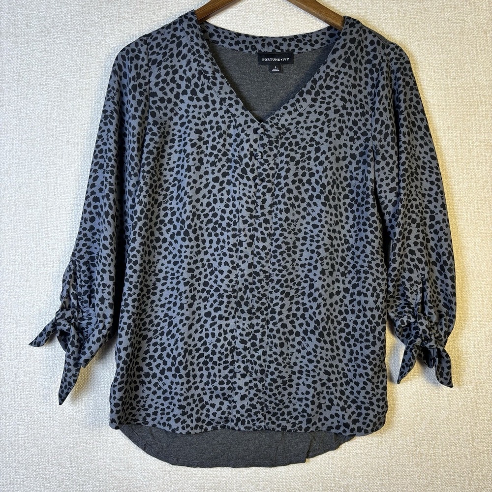 Fortune+Ivy Top Women Small 3/4 Sleeve Tie-Cuff V-Neck Black/Gray Leopard Print